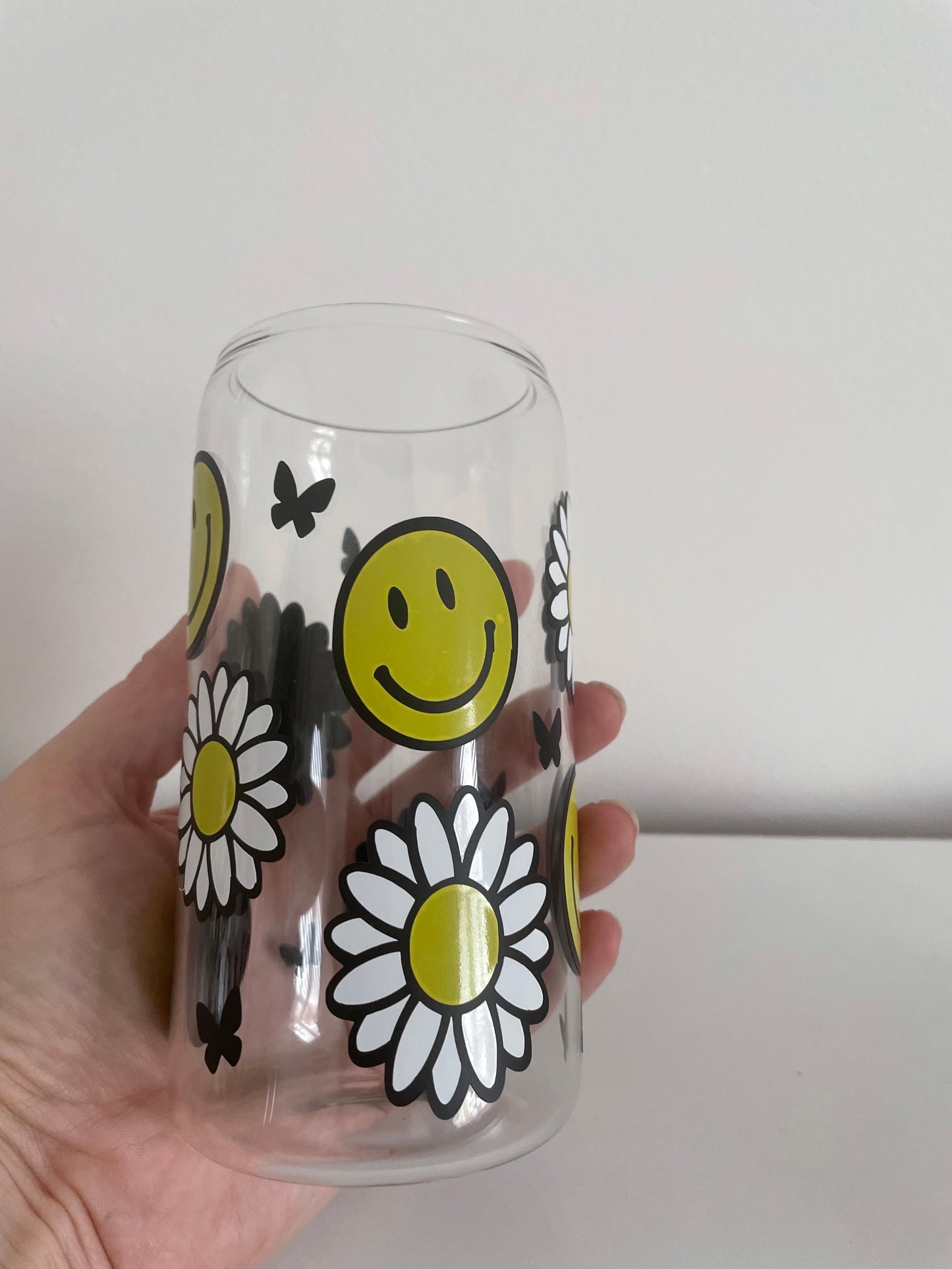 Daisy and Smiles - 16oz Glass Cup with Bamboo lid and glass straw