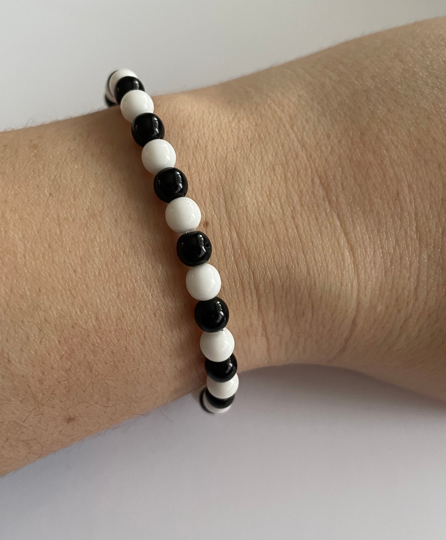 Handmade Beaded Bracelet - White and Black